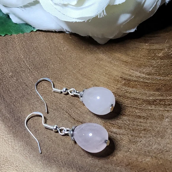 Hand Crafted Elegant Pink Teardrop Dangle Hook Earrings - Picture 4 of 4